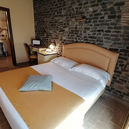 Hotel Relais Castrum 4*