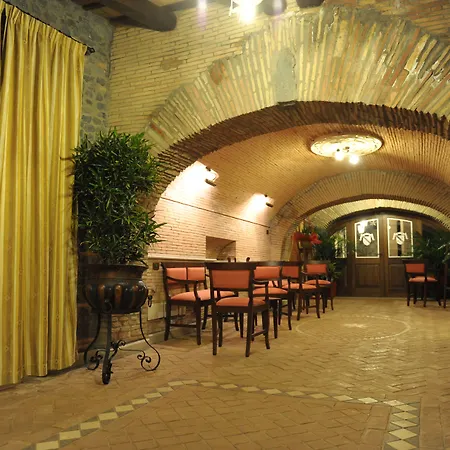 酒店 黎莱斯卡斯特隆波齐亚酒店