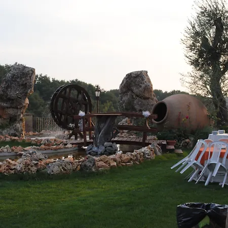 黎莱斯卡斯特隆波齐亚酒店