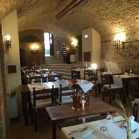 Relais Castrum 보세아