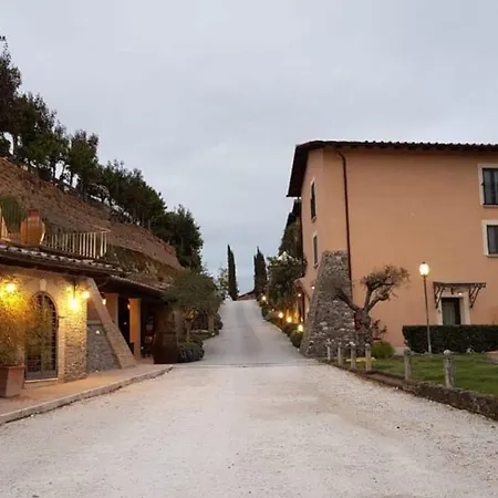 Relais Castrum Otel 4*