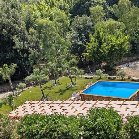 Relais Castrum Otel